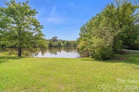 View/Area - 2412 Walnut Rd, Lancaster, SC 29720 photo 2 of 2