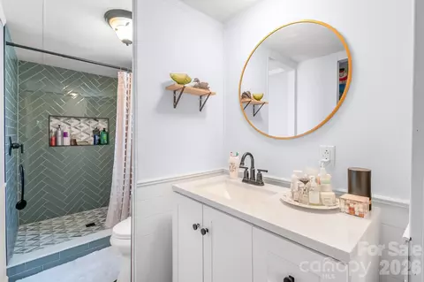 Bath - 2412 Walnut Rd, Lancaster, SC 29720 photo 1 of 3