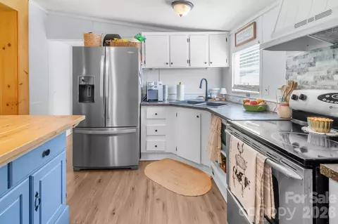 Kitchen - 2412 Walnut Rd, Lancaster, SC 29720 photo 2 of 4