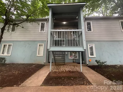 1906 Meadowlark 19 Ln #19, Charlotte, NC 28210