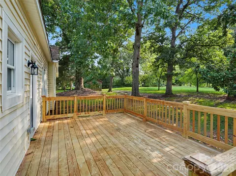 Exterior - 410 E 16th St, Kannapolis, NC 28083 photo 7 of 13
