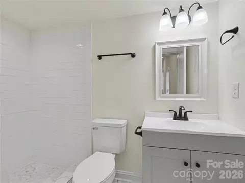Bath - 410 E 16th St, Kannapolis, NC 28083 photo 4 of 4