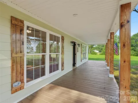 Exterior - 410 E 16th St, Kannapolis, NC 28083 photo 4 of 13