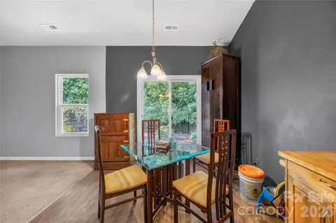 Dining - 809 Gunnar Dr, Gastonia, NC 28054 photo 1 of 2