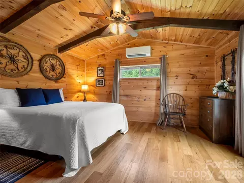 Bedroom - 1217 Moore 708090 Rd #70,80,90, Tryon, NC 28782 photo 1 of 7