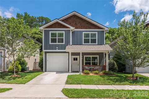 21 Crayton Park Dr, Asheville, NC 28803