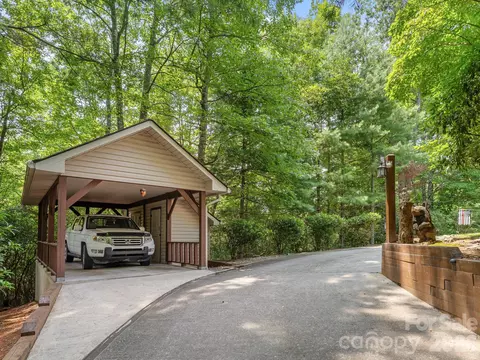 Exterior - 620 Thunder Rd, Brevard, NC 28712 photo 3 of 11