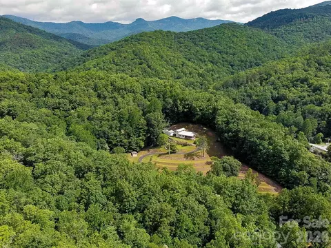 82 Trout Haven Ln, Balsam Grove, NC 28708