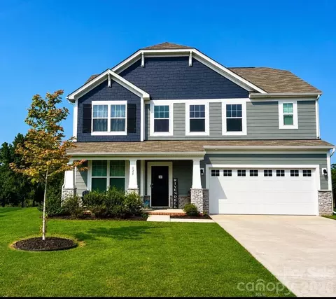 125 Dawn Run Loop, Mooresville, NC 28115