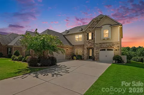 12722 Rusty Blackbird Way, Charlotte, NC 28278