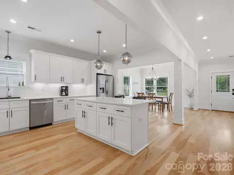 5309 Tarrywood Ln, Charlotte, NC 28205