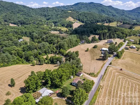 View/Area - 145 Haynes Cv, Clyde, NC 28721 photo 5 of 5