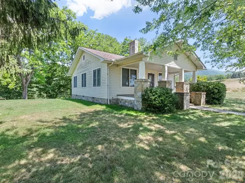 Exterior - 145 Haynes Cv, Clyde, NC 28721 photo 2 of 8