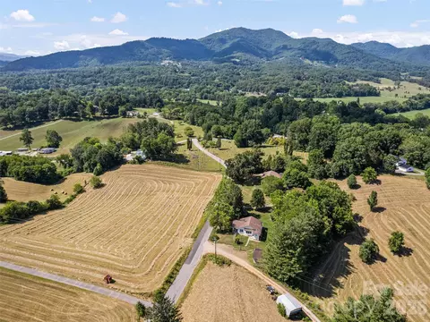 View/Area - 145 Haynes Cv, Clyde, NC 28721 photo 3 of 5
