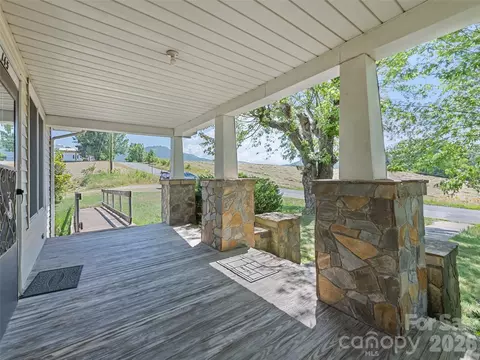 Exterior - 145 Haynes Cv, Clyde, NC 28721 photo 7 of 8