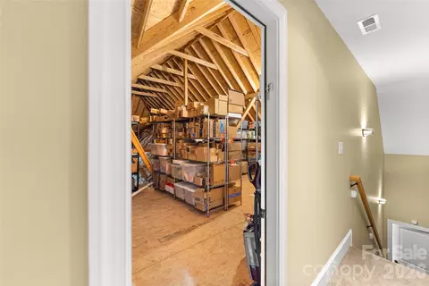 Entry Way - 2551 Eagle Ne Dr NE, Conover, NC 28613 photo 3 of 3
