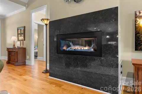 Living - 2551 Eagle Ne Dr NE, Conover, NC 28613 photo 2 of 2