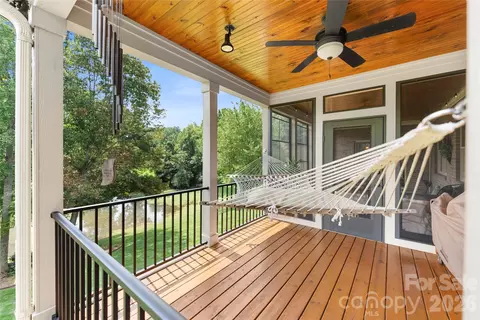 Exterior - 2551 Eagle Ne Dr NE, Conover, NC 28613 photo 6 of 8