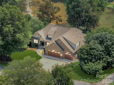 View/Area - 2551 Eagle Ne Dr NE, Conover, NC 28613 photo 1 of 3