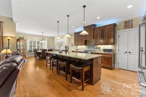 Kitchen - 2551 Eagle Ne Dr NE, Conover, NC 28613 photo 2 of 4