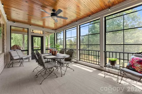 Exterior - 2551 Eagle Ne Dr NE, Conover, NC 28613 photo 5 of 8