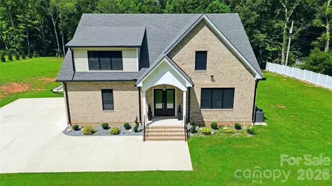 Exterior - 112 Jim Parker Rd, Monroe, NC 28110 photo 3 of 6