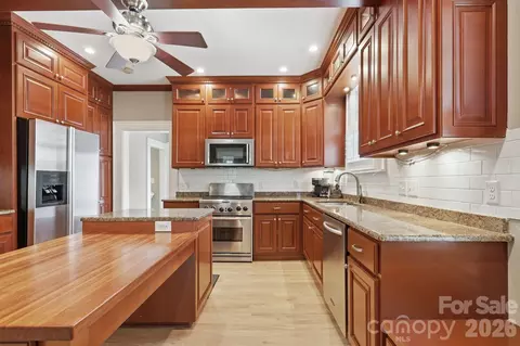 Kitchen - 46 NW Marsh Nw Ave NW, Concord, NC 28025 photo 3 of 4