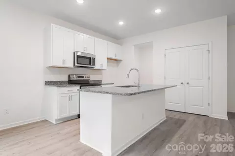 Kitchen - 159 Ruffin St, Cooleemee, NC 27014 photo 1 of 2