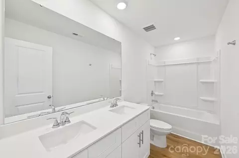 Bath - 1539 31st Ne St NE, Conover, NC 28613 photo 1 of 2