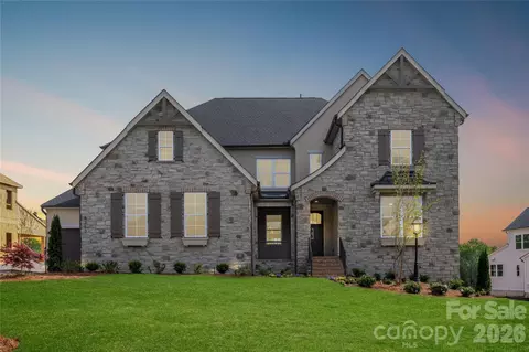 2804 Forest Lawn Dr, Weddington, NC 28104
