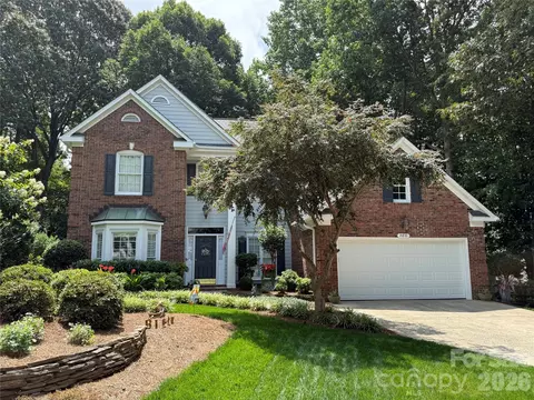 8810 Oakham St, Huntersville, NC 28078