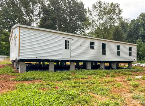 Exterior - 2485 Piney Rd, Morganton, NC 28655 photo 4 of 4