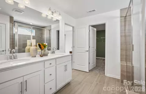 Entry Way - 2140 Rone Branch Trl, Monroe, NC 28110 photo 2 of 2