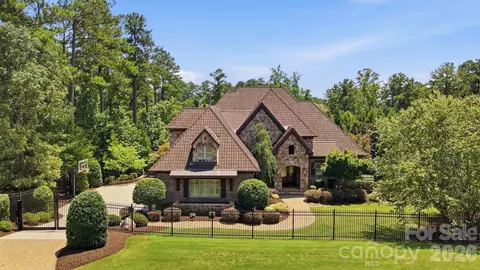 19115 Youngblood W Rd W, Charlotte, NC 28278
