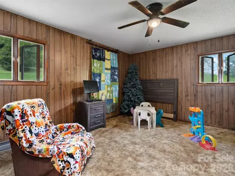 Bedroom - 46 Trevor Ct, Clyde, NC 28721 photo 4 of 6