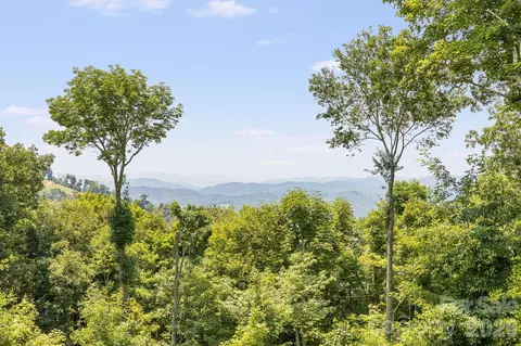 129 Finney Ln, Mars Hill, NC 28754