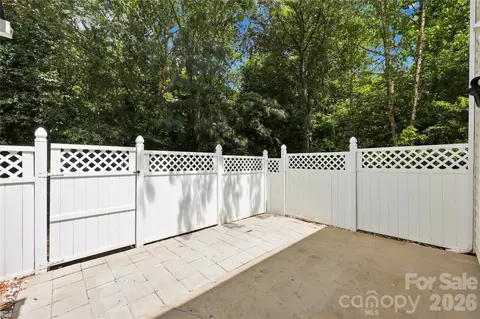 Exterior - 231 Dawn Mist Ln, Fort Mill, SC 29708 photo 3 of 5