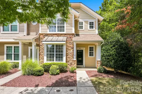 Exterior - 231 Dawn Mist Ln, Fort Mill, SC 29708 photo 4 of 5