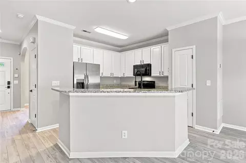 Kitchen - 231 Dawn Mist Ln, Fort Mill, SC 29708 photo 1 of 4