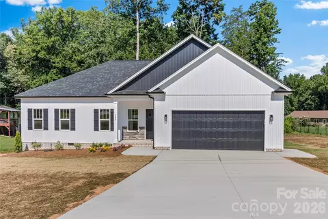 186 O Farrell St, Winston Salem, NC 27107