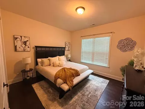 Bedroom - 11422 Glanmire Dr, Matthews, NC 28105 photo 3 of 9