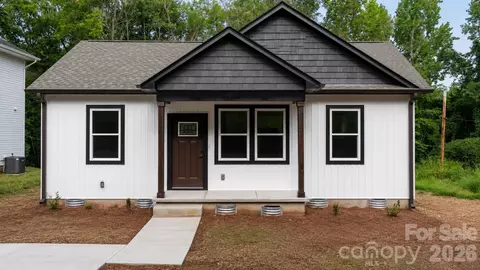 209 Knott St, Shelby, NC 28150