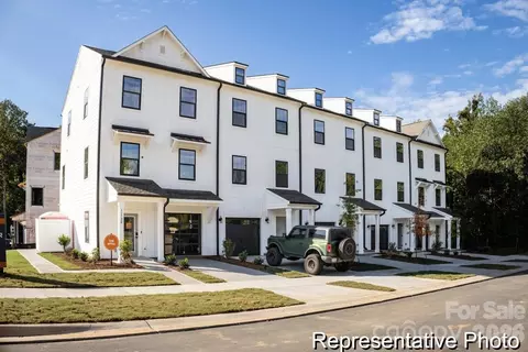 5014 Clairmont 3 Rd #3, Charlotte, NC 28208