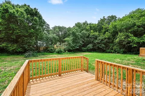 Exterior - 310 Talleyrand Ave, Monroe, NC 28112 photo 3 of 4