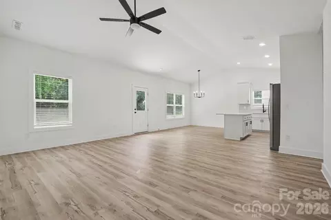 Living - 312 E Talleyrand Ave, Monroe, NC 28112 photo 1 of 3