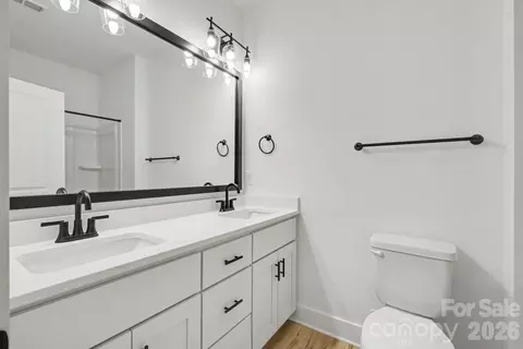 Bath - 312 E Talleyrand Ave, Monroe, NC 28112 photo 1 of 1