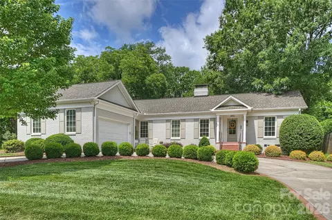 3942 Barclay Downs Dr, Charlotte, NC 28209