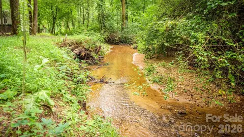720 Saint Cloud Dr, Statesville, NC 28625