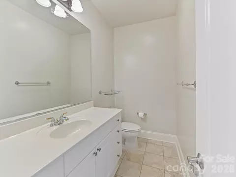 Bath - 439 Ohenry Ave, Davidson, NC 28036 photo 5 of 6