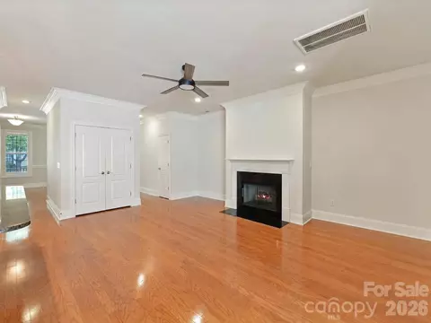 Living - 439 Ohenry Ave, Davidson, NC 28036 photo 4 of 4